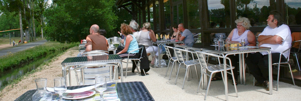 restaurant base de loisir de moncontour